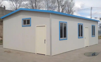 湟中彩钢房的“隐形寿命”:不止是生锈那么简单!